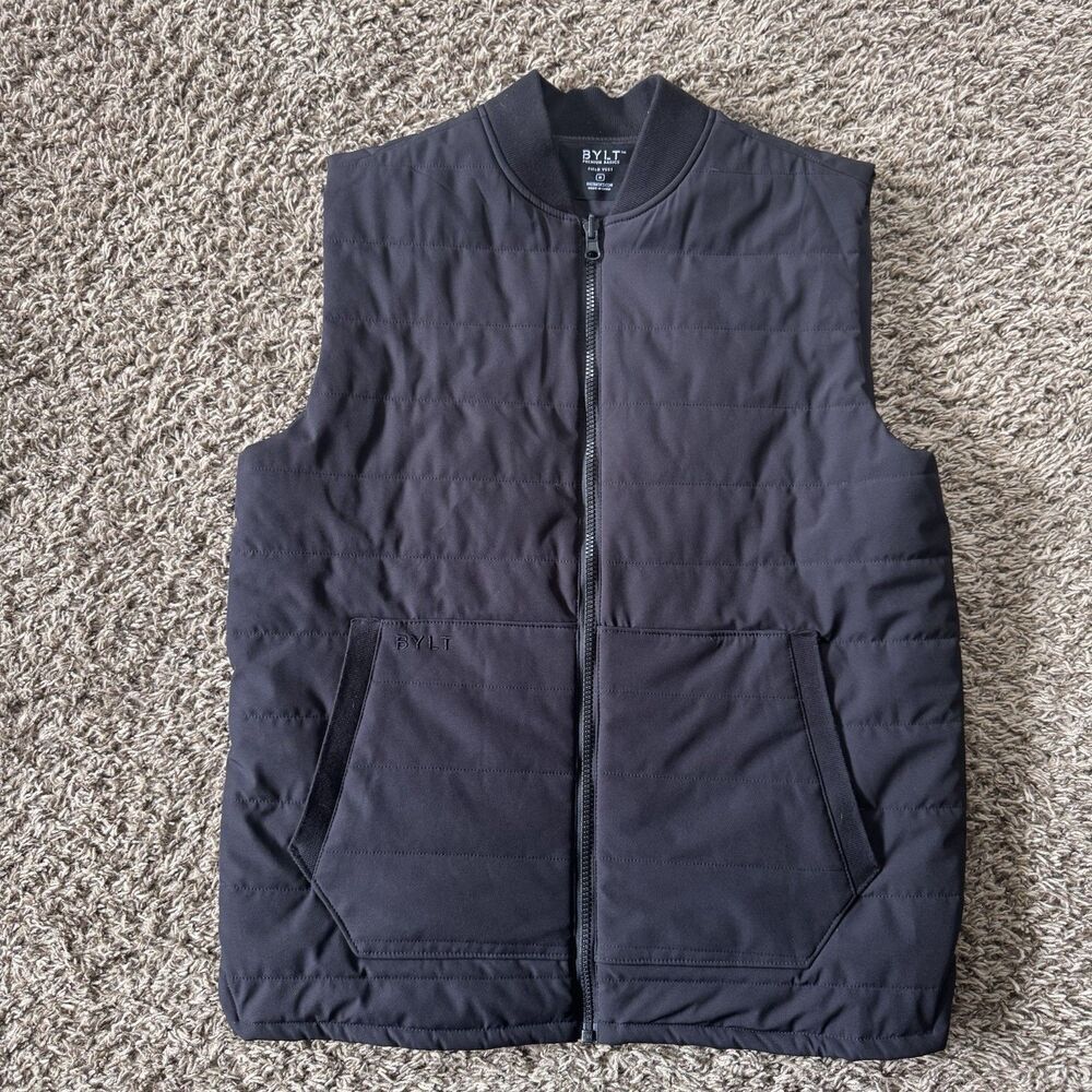 BYLT Field Vest Mens Medium Black Quilted Full Zip Insulated Pockets Casual